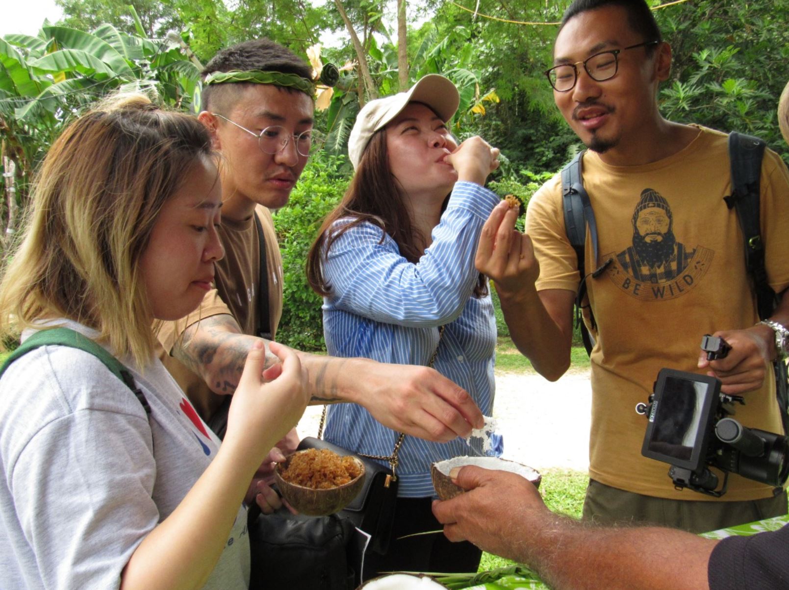 Traditional Coconut Candy made fresh from scratch, Valley of the Latte, Guam Tours, Best tours on guam, things to do on guam, カヤック , 旅行 , ファインダー越しの私の世界 , 写真好きな人と繋がりたい , インスタ映え , スタンドアップパドル , 冒険 , 観光 , リゾート , 夏 , 夏休み , 休暇 , 文化 , 家族旅行 , アー , ビーチ , パラダイス , グアム , 島 , 天気 , グアム旅行 , 海外 , 海外旅
