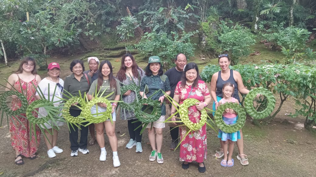 Weaving Workshop: Christmas Wreath